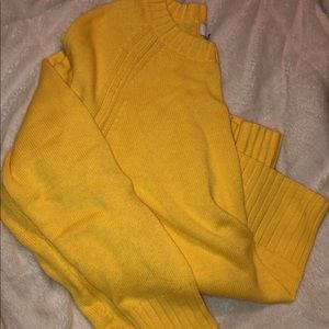 Old Navy Sweater